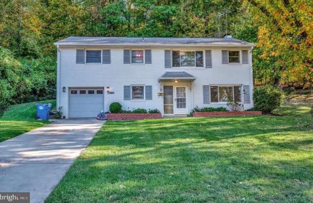 Photo of 6507 BYRON Avenue