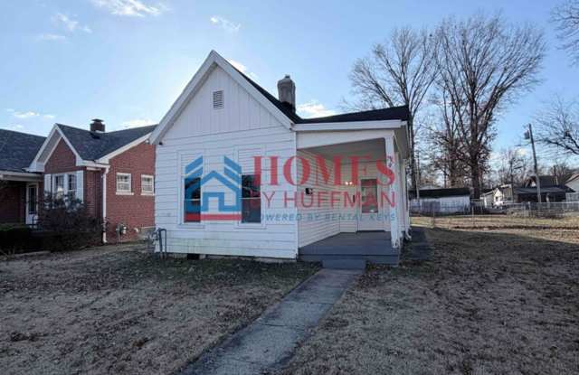 Three Bedroom House | Large Backyard