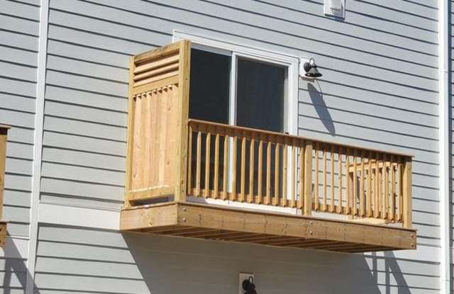 Room in 4 Bedroom Home at Tears Ln