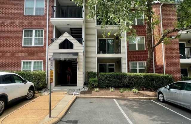 3303 WYNDHAM CIRCLE - 3303 Wyndham Circle, Alexandria, VA 22302