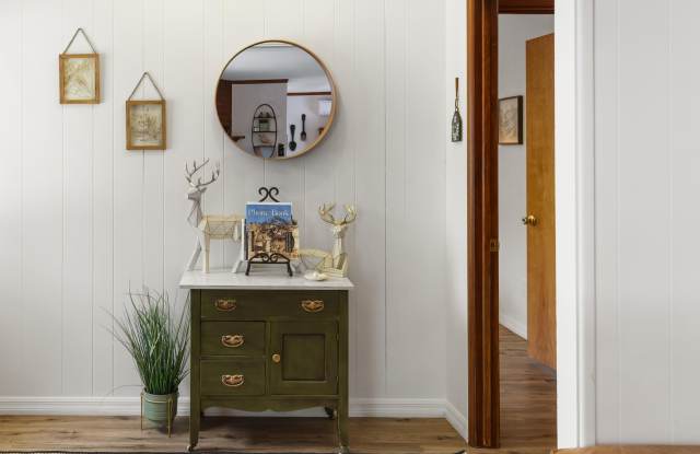 54700 S Circle Drive