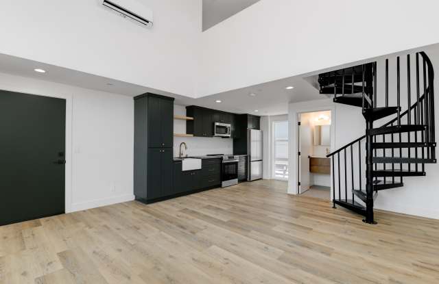 3010 Suncrest DriveC