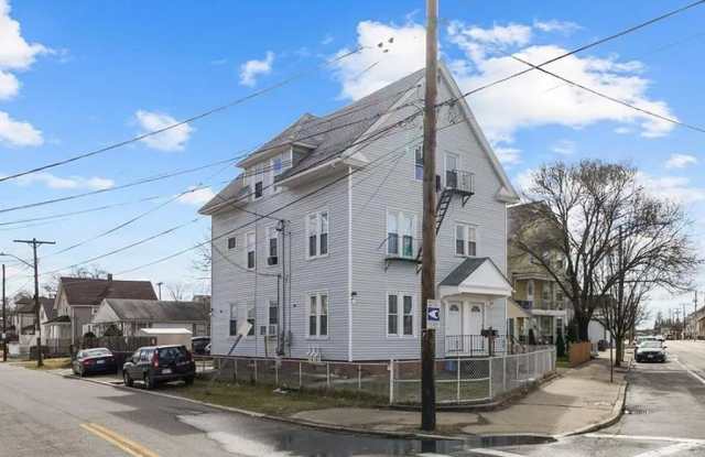 471 Smithfield Avenue - 2