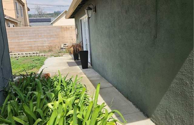 869 Saint John Place