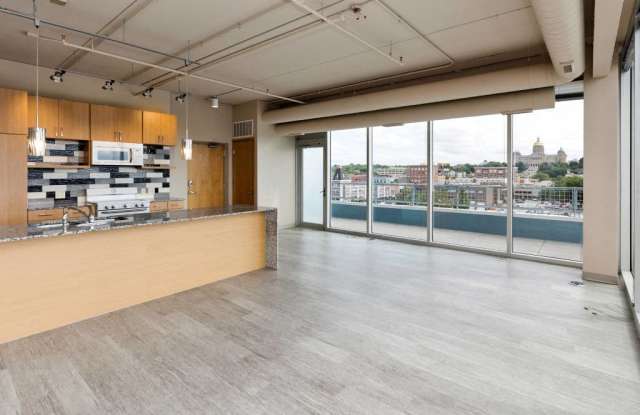 Photo of City Square Lofts