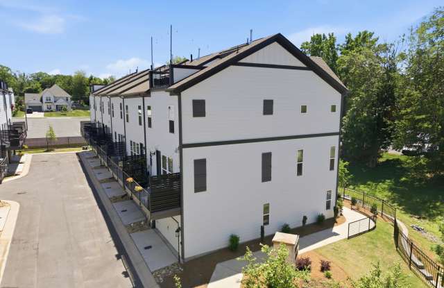 3008 Oak Landing Drive