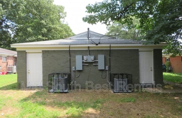 1045  Treadwell St (The Heights (N Highland Macon) - 1045 Treadwell St, Memphis, TN 38122