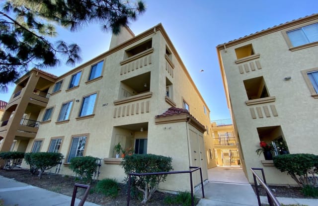 2057 Burton St Apt 68 - 2057 Burton Street, San Diego, CA 92171