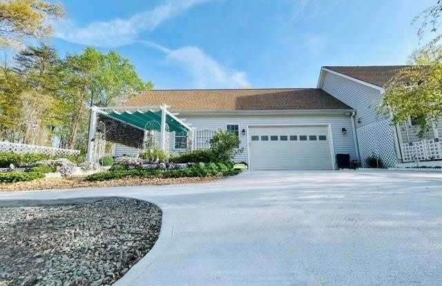 Photo of 1440 HARTWOOD Road