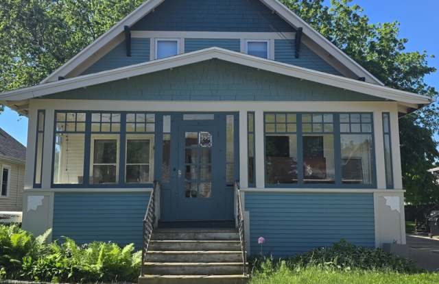 343 West 14th Avenue - 343 Lower