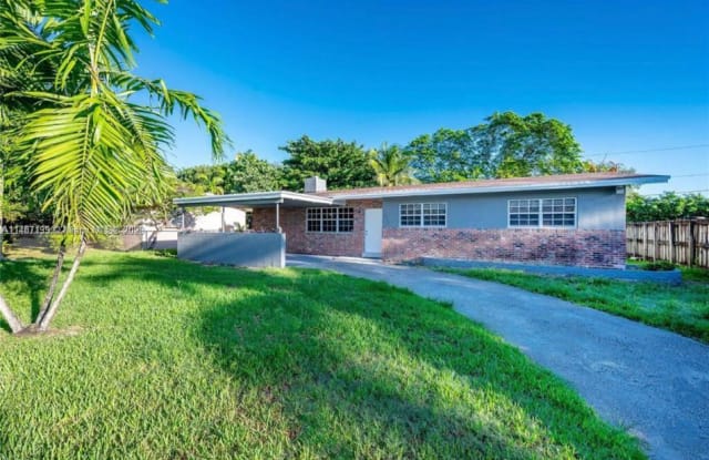 8565 Sw 127th St - 8565 Southwest 127th Street, Kendall, FL 33156