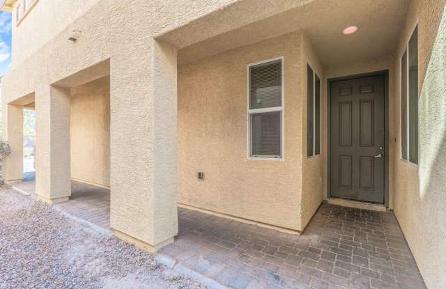 Modern Townhome with Spacious, Stylish Living!