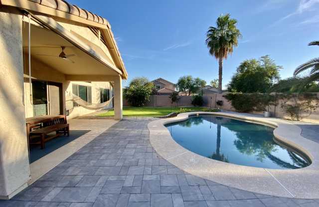 6044 S HALSTED Court