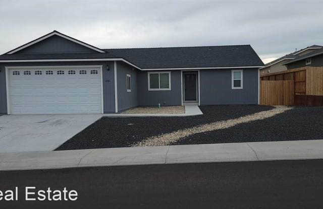 4551 Rutledge St - 4551 Rutledge Street, Fernley, NV 89408