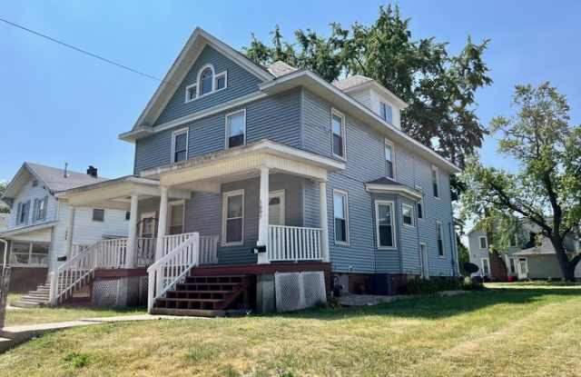 1007 East Front Street