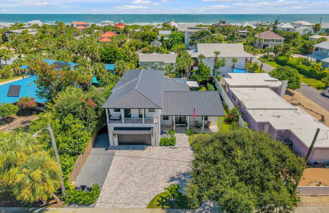 Photo of 1707 N Peninsula Ave