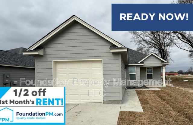 2506 East Tyler Avenue