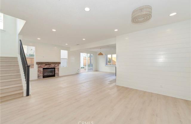 32812 Parkplace Lane
