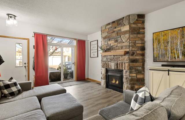 647 Roundhouse Street