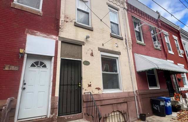 Photo of Spacious 4-Bedroom Townhome Near Temple! Available NOW!