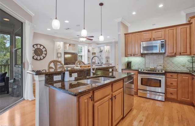 28125 Canasta CT