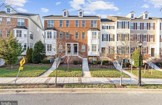 5530 CAPITAL GATEWAY DRIVE