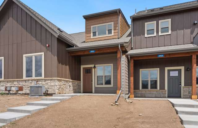 1701 Continental Peaks Cir