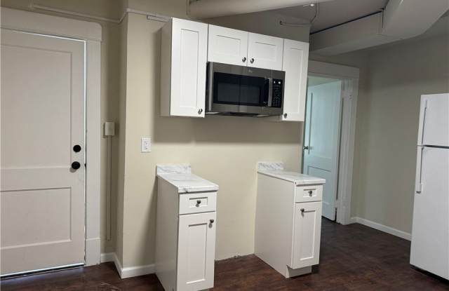 1306 Illinois Ave REAR