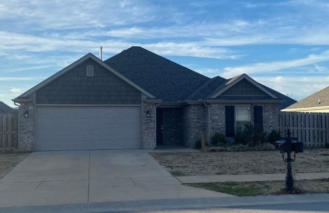 Newly Constructed Single Family Home - 4531 West Barhem Drive, Fayetteville, AR 72704