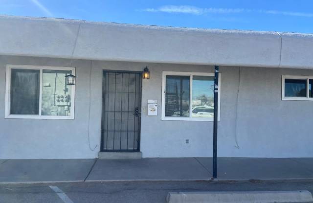 Photo of 1620 Carlisle Boulevard NE