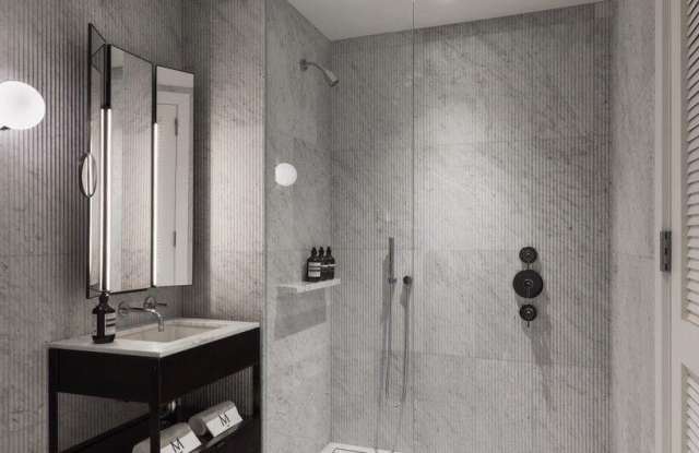 135 E 47TH Street unit: 12B