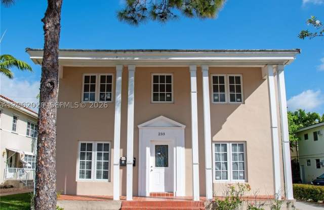 233 Madeira Ave