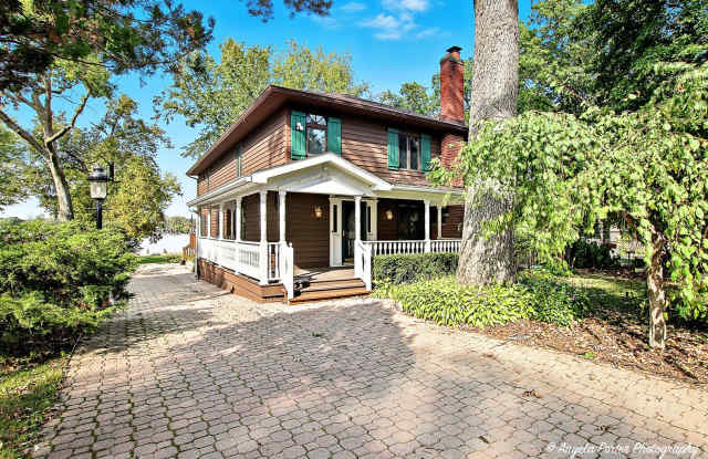 Photo of 22806 W Loon Lake Boulevard