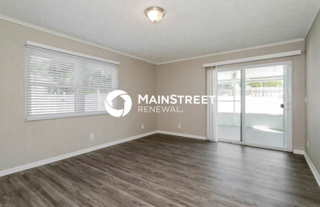 1055 Grove Park Drive South