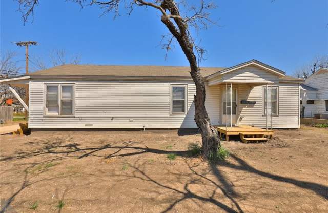 826 North 10th - 826 North 10th Street, Abilene, TX 79601