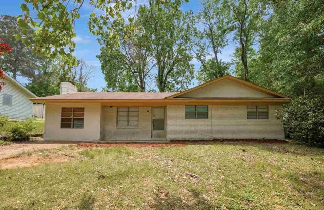 5803 17TH STREET - 5803 17th Street East, Cottondale, AL 35453