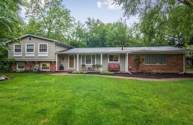 7106 S PEBBLECREEK Road - 7106 Pebblecreek Rd, Oakland County, MI 48322