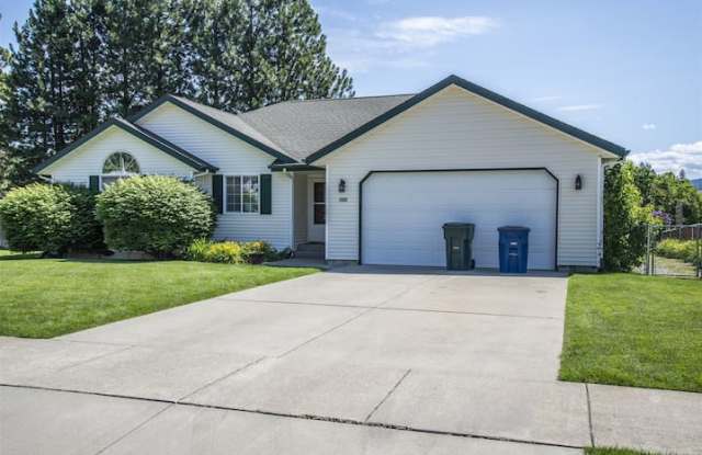 8868 North Huntington Court