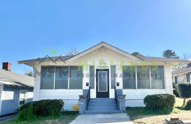 2326 Stark Street