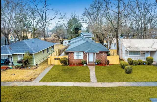 7728 1st Avenue South