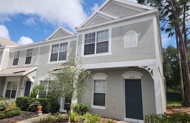 2302 LAKE WOODBERRY Circle