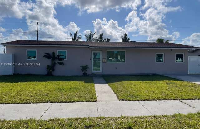 14720 SW 103rd Ave - 14720 Southwest 103rd Avenue, Richmond Heights, FL 33176