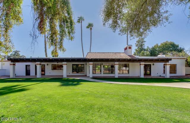 6954 E CABALLO Drive