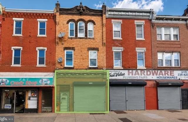 2725 W GIRARD Avenue