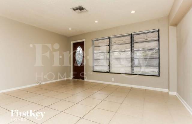 2550 Northeast 8th Terrace