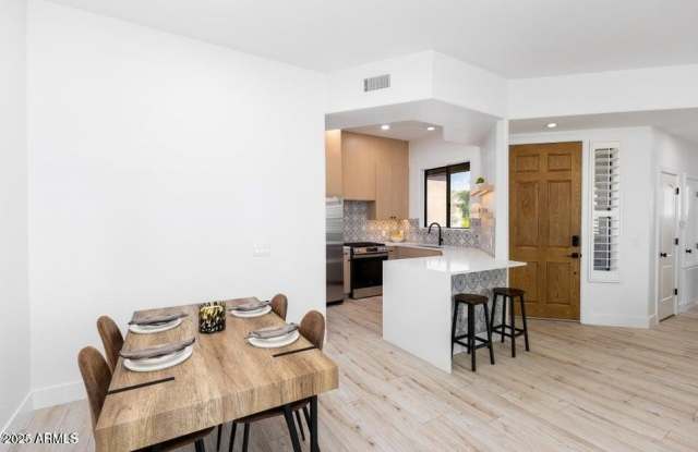 7027 N SCOTTSDALE Road unit: 225