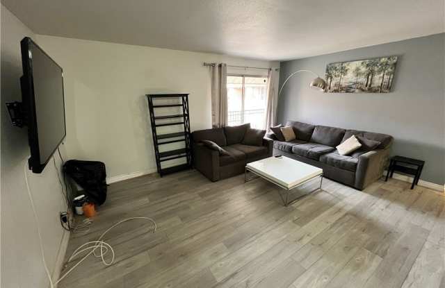 Photo of 4961 River Glen Drive