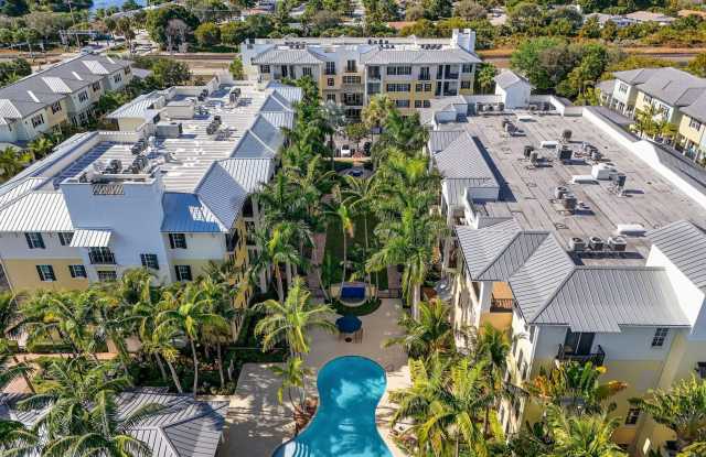 225 S Latitude Circle unit: 203