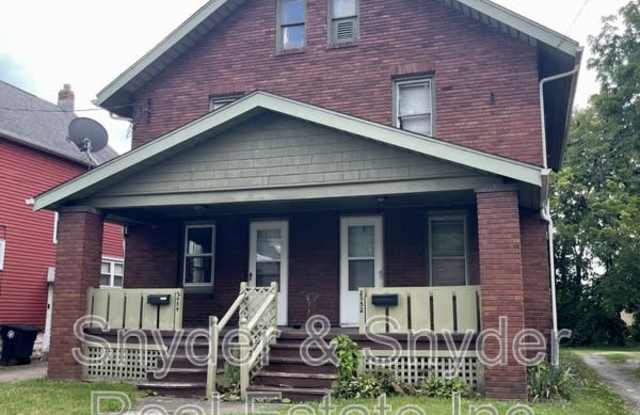 2052 16th Street Southwest