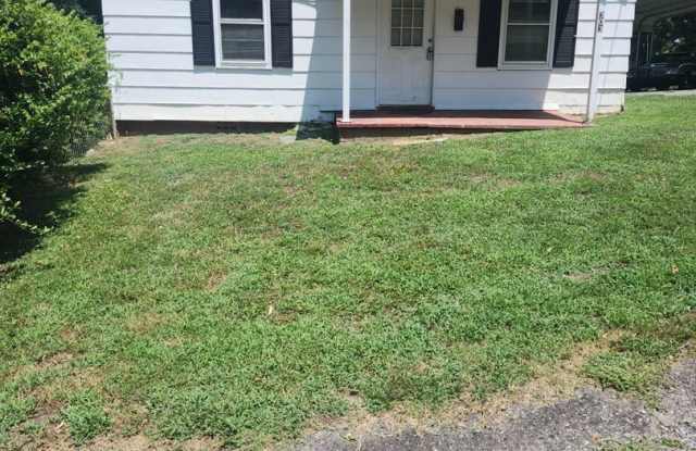 Photo of COMING SOON! SPACIOUS 2/1 HOUSE! DEPOSIT-FREE Renting option thru OBLIGO! Deposit Alternative available.